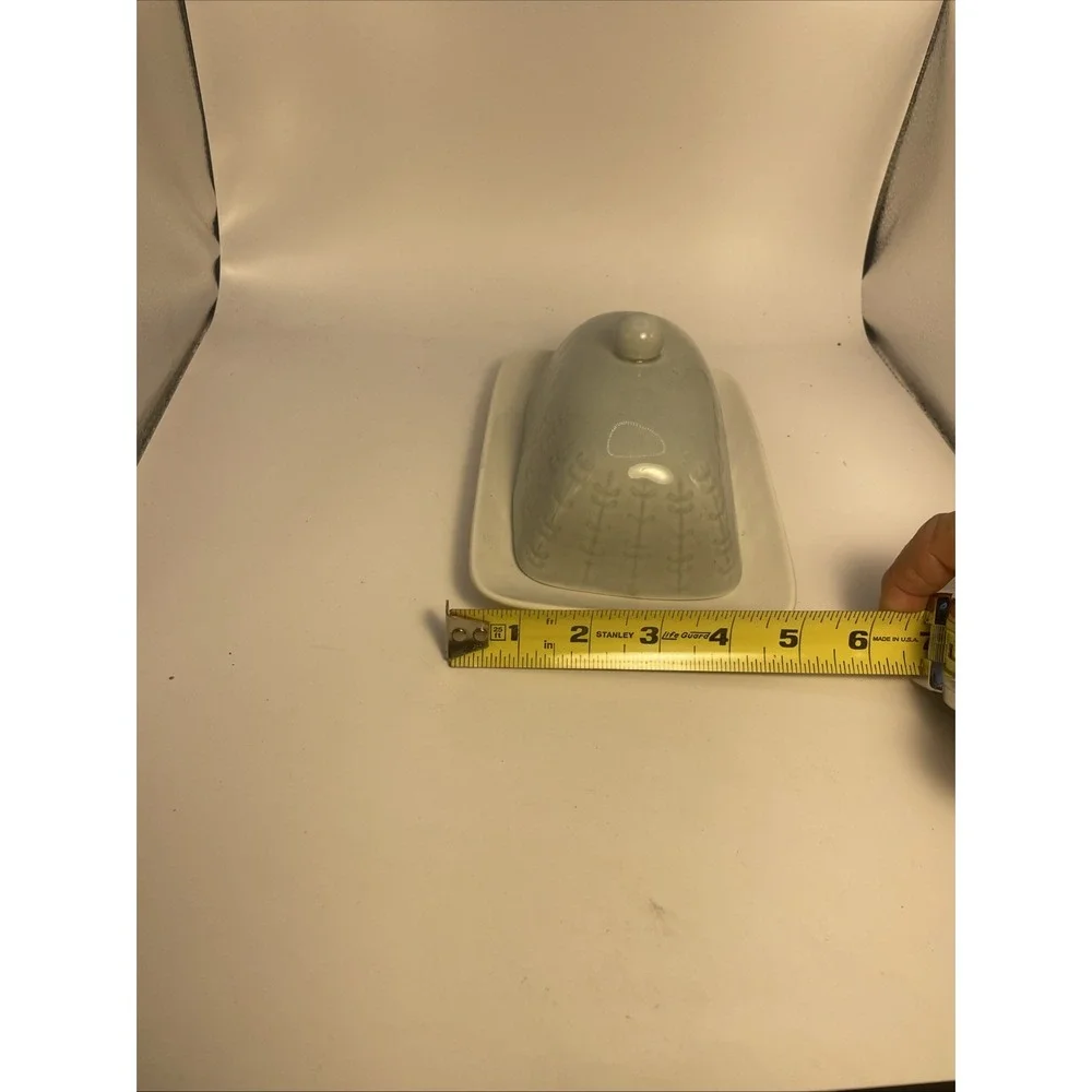 Nature Elements Stoneware Butterdish & Lid Blue Gray‎ Color